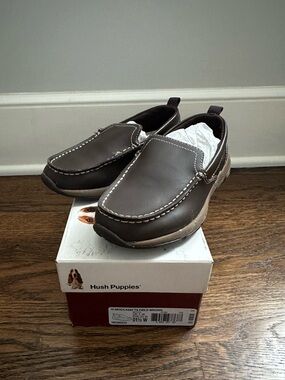 Hush Puppies Boys Brown Moccasins school shoes Size 1.5 Wide youth